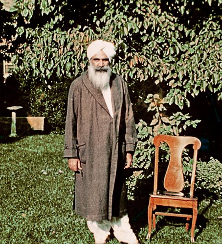 Sant Kirpal Singh during His First Word Tour, Chicago 1955